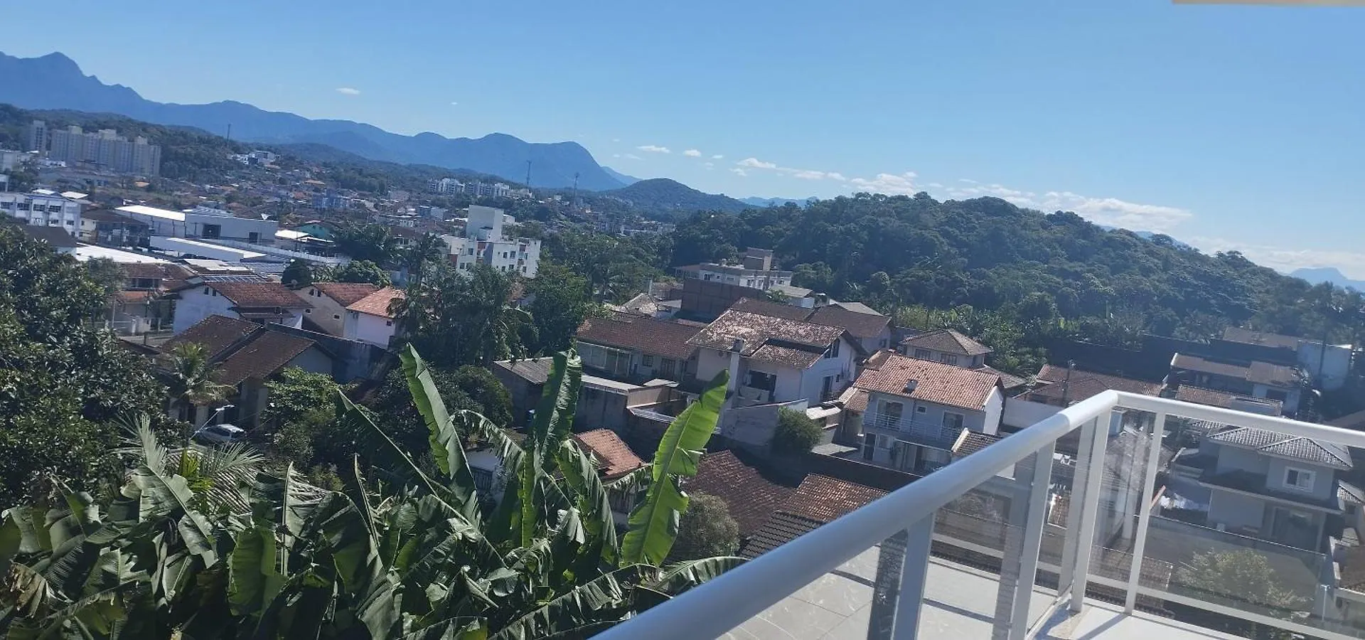 Pousada Floresta Joinville Han/Misafirhane